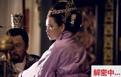 成人影视作品中的禁忌幻想与社会认知